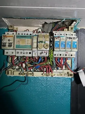 dépannage électricité Ifs-1