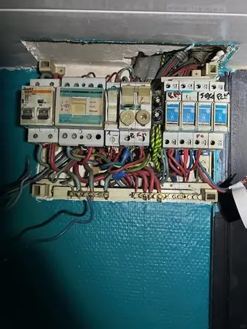 électricien à Argences - image 2