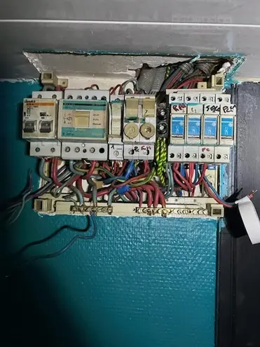 électricien à Bretteville-sur-Laize - image 4