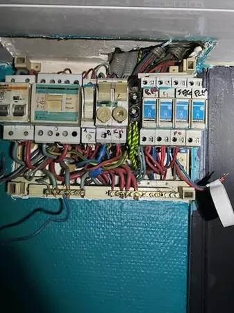 mise au norme électricité Falaise-1